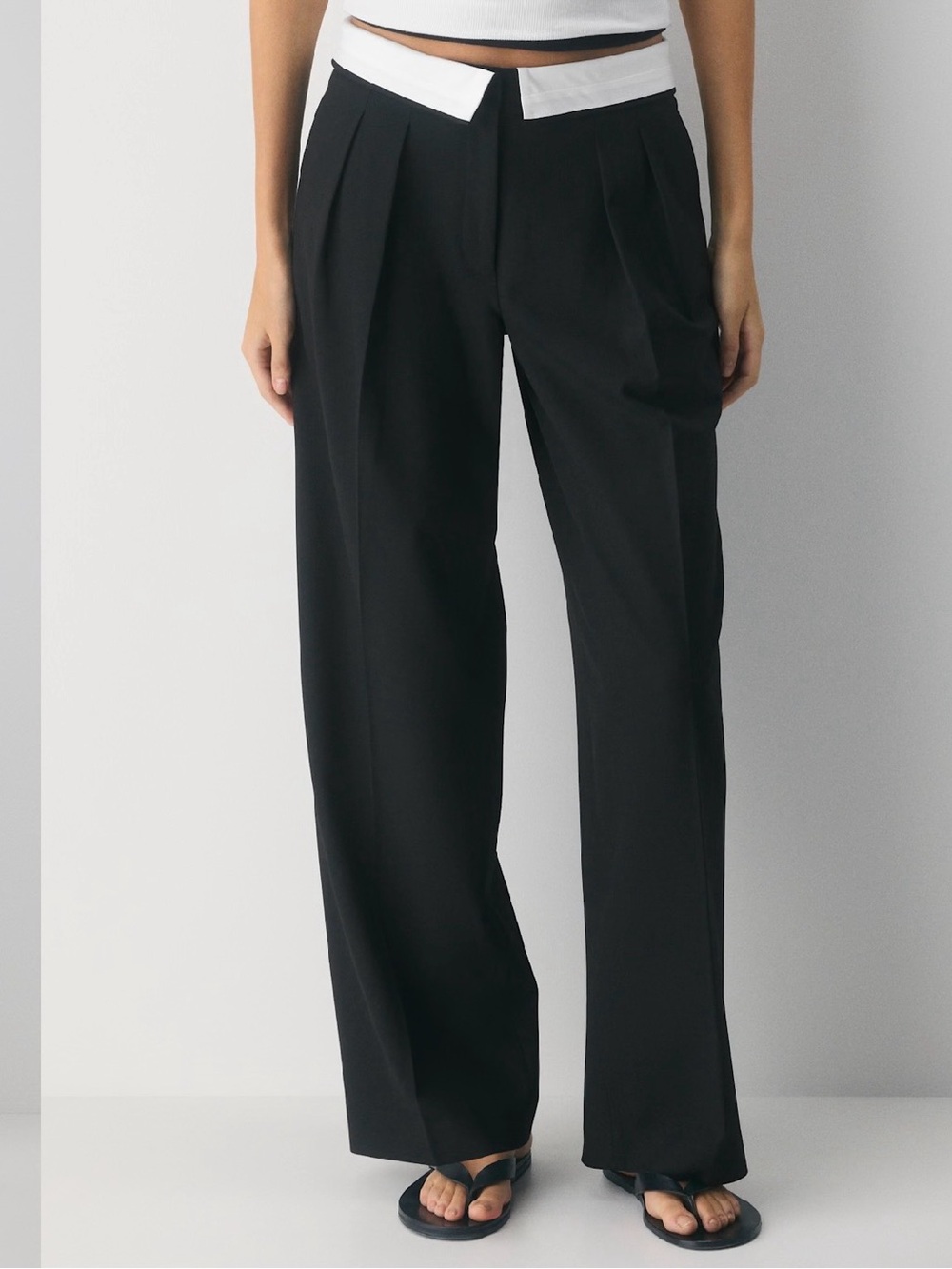 Aritzia Babaton Bureau Pant Black White Foldover Waist Wide Leg Size 0
